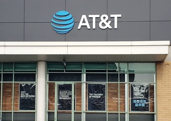 AT&T - Downtown Oak Park
