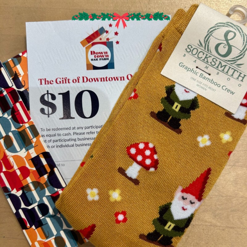 This Holiday Season Give the Gift of Downtown Oak Park - Downtown Oak Park